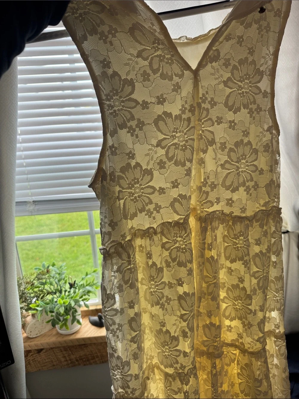 Speechless Cream Lace Ruffle Dress - Picture 3 of 6